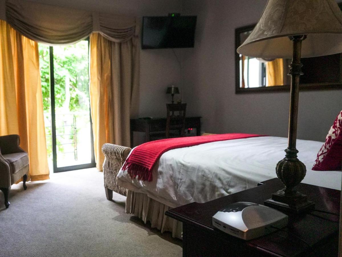 Fatmols Guest Lodge Йоганнесбурґ Екстер'єр фото